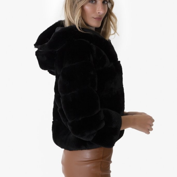 🍁hood fur jacket/coat - Picture 2 of 8